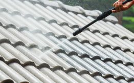 7 Essential Precautions When Pressure Cleaning Your Home's Roof